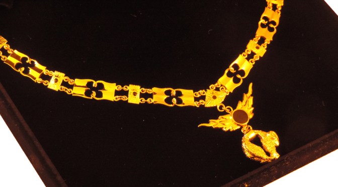 Réplique exclusive du bijoux de la Toison d&rsquo;Or